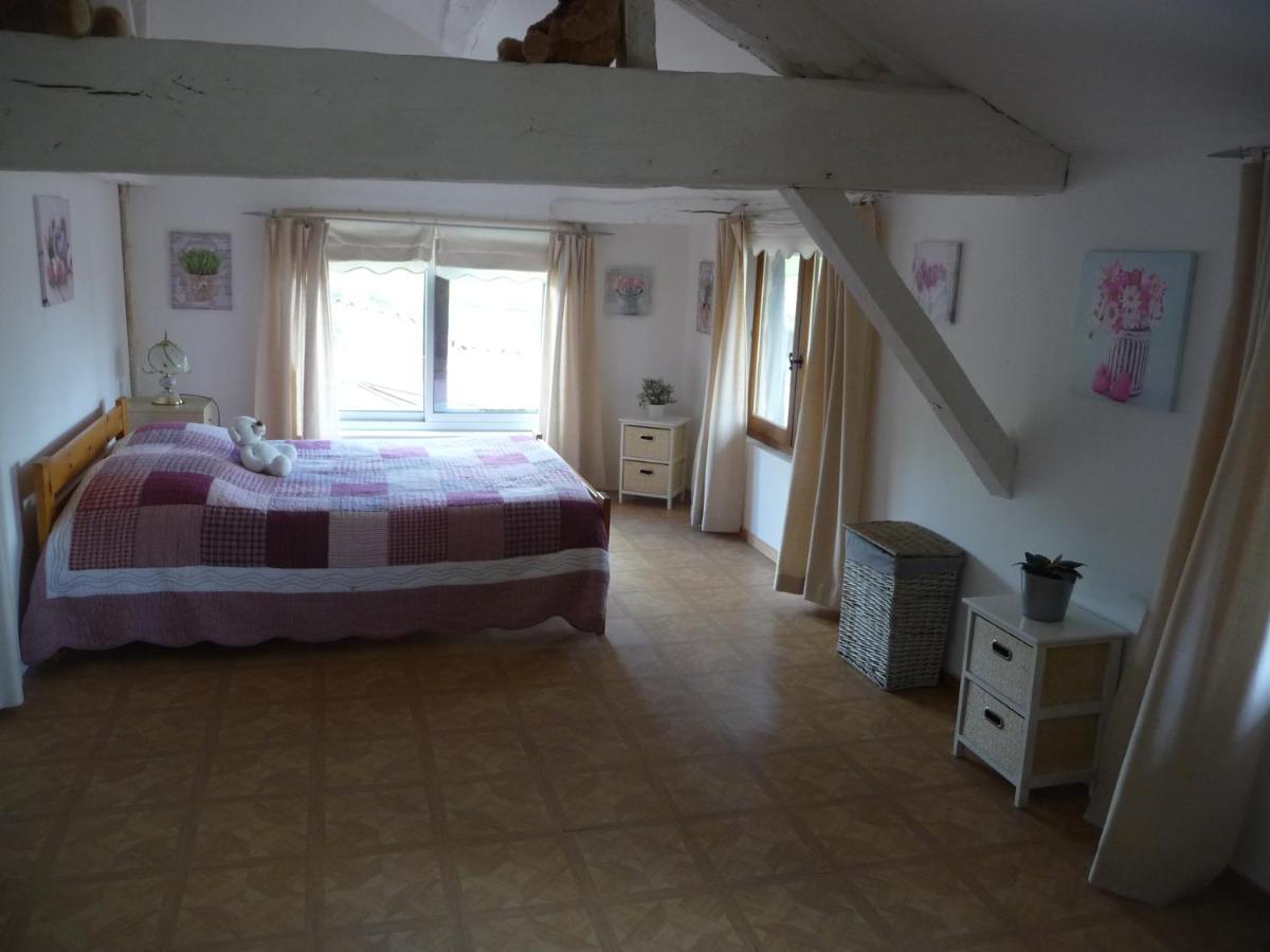 Bed and Breakfast Les Tuileries Ponteyraud Exterior foto
